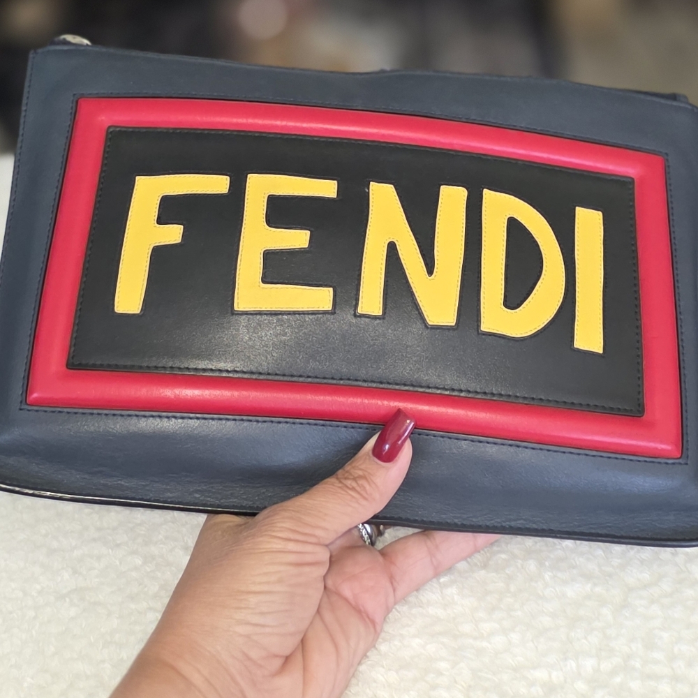 Fendi ROMA THINK Navy and Red Logo Clutch - Picture 6 of 8